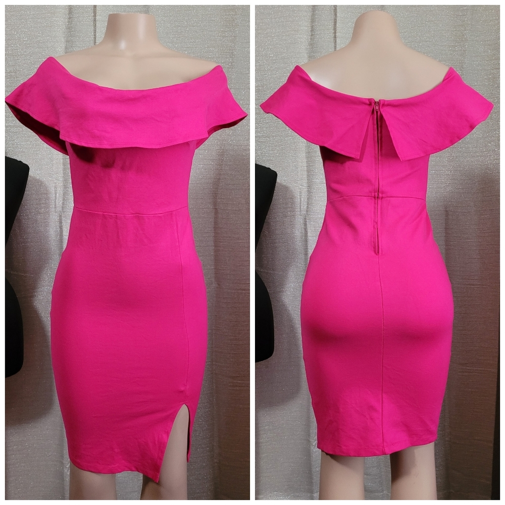 Fashion mini dress New size S thick strech material.